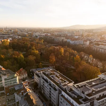 Weekends Centre - Free Parking, Pets Welcome & Walk To Old Town - - Kunsthaus