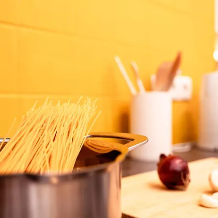 Weekends Centre - Free Parking, Pets Welcome & Walk To Old Town - - Kunsthaus * Грац