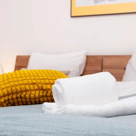 Апартаменти Weekends Centre - Free Parking, Pets Welcome & Walk To Old Town - - Kunsthaus Грац