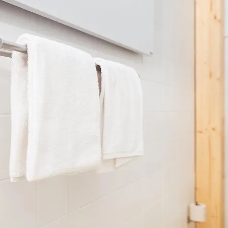 Апартаменти Weekends Centre - Free Parking, Pets Welcome & Walk To Old Town - - Kunsthaus Грац