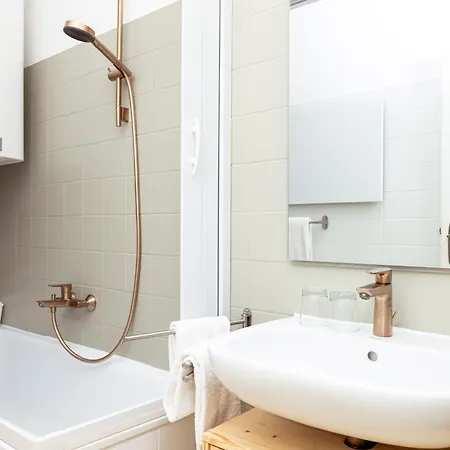 Weekends Centre - Free Parking, Pets Welcome & Walk To Old Town - - Kunsthaus