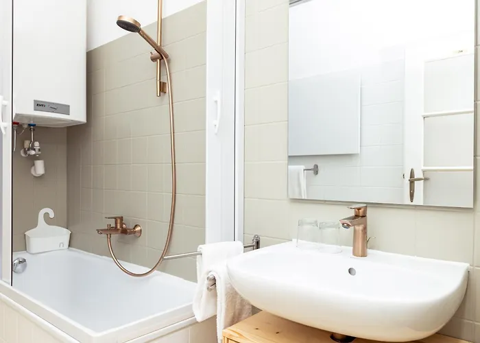 Weekends Centre - Free Parking, Pets Welcome & Walk To Old Town - - Kunsthaus